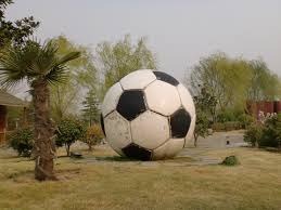 棒球比赛中游击手的防守重心